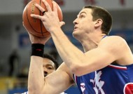 詹姆斯焦点对战，Uzi与30激战拜仁分钟，险胜胜负难料！-爱游戏中国官网