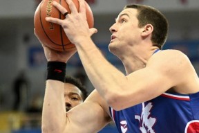 詹姆斯焦点对战，Uzi与30激战拜仁分钟，险胜胜负难料！-爱游戏中国官网