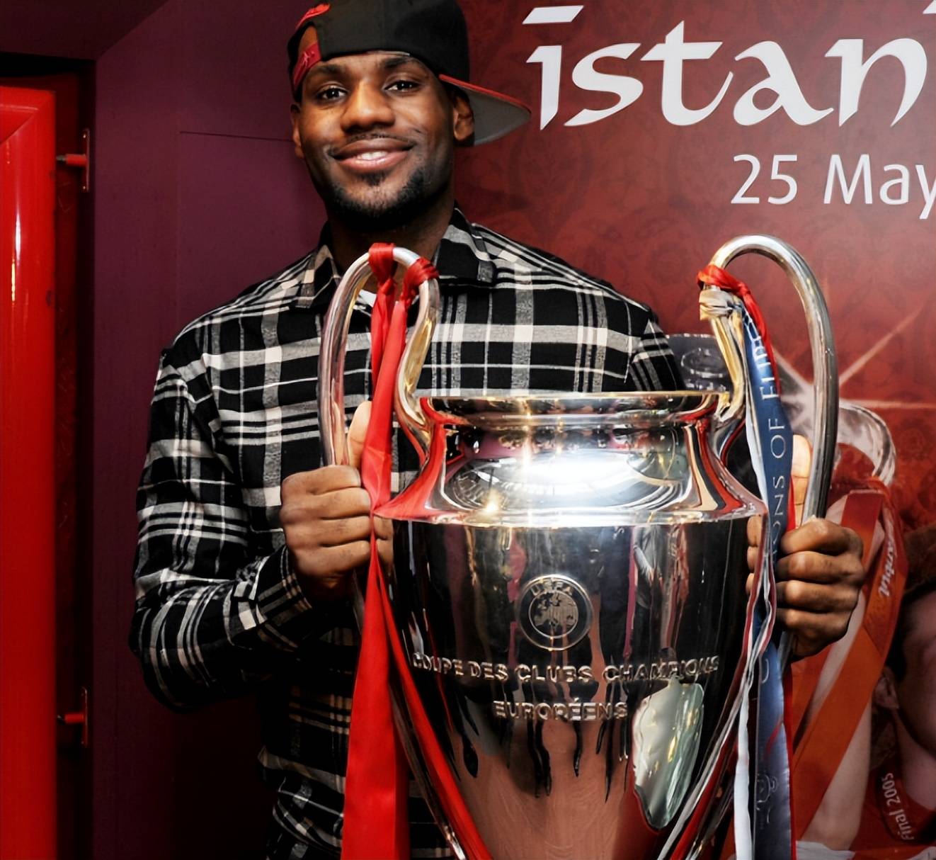 关于詹姆斯新星夺冠表现突出，利物浦前途光明！的信息-爱游戏中国官网  第1张